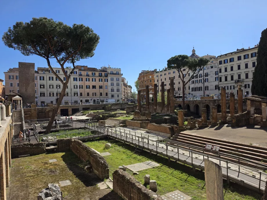 Bezpłatny widok na Largo di Torre Argentina