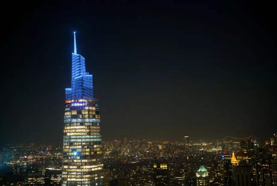One Vanderbilt nocą