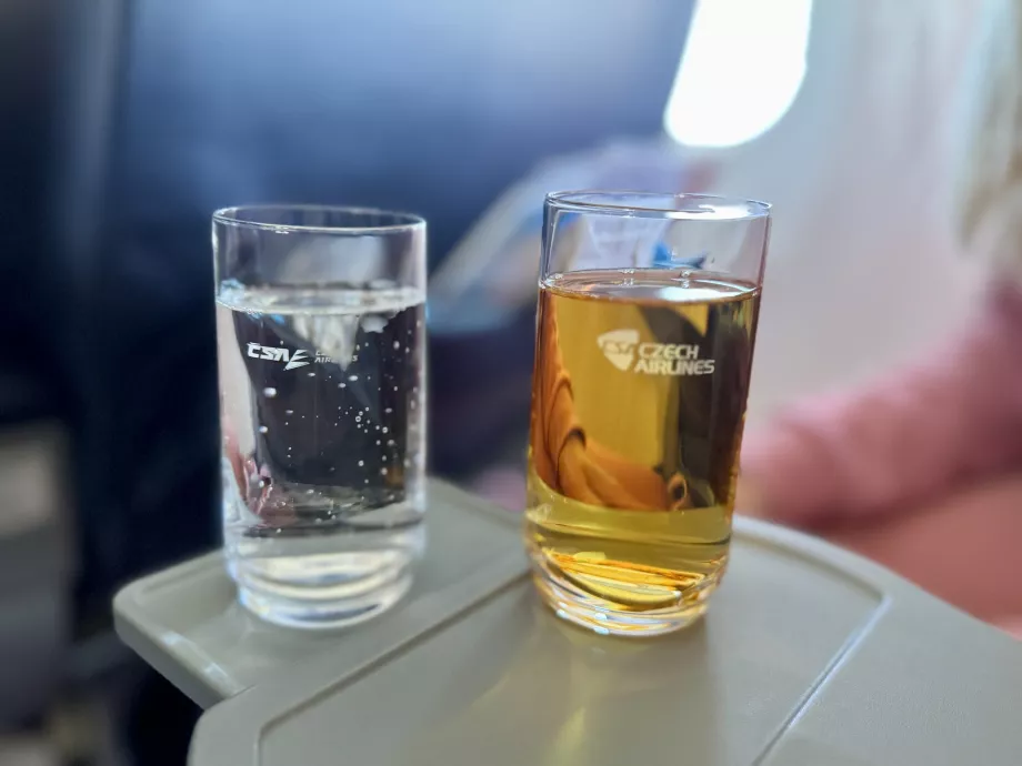 Szklane okulary Czech Airlines