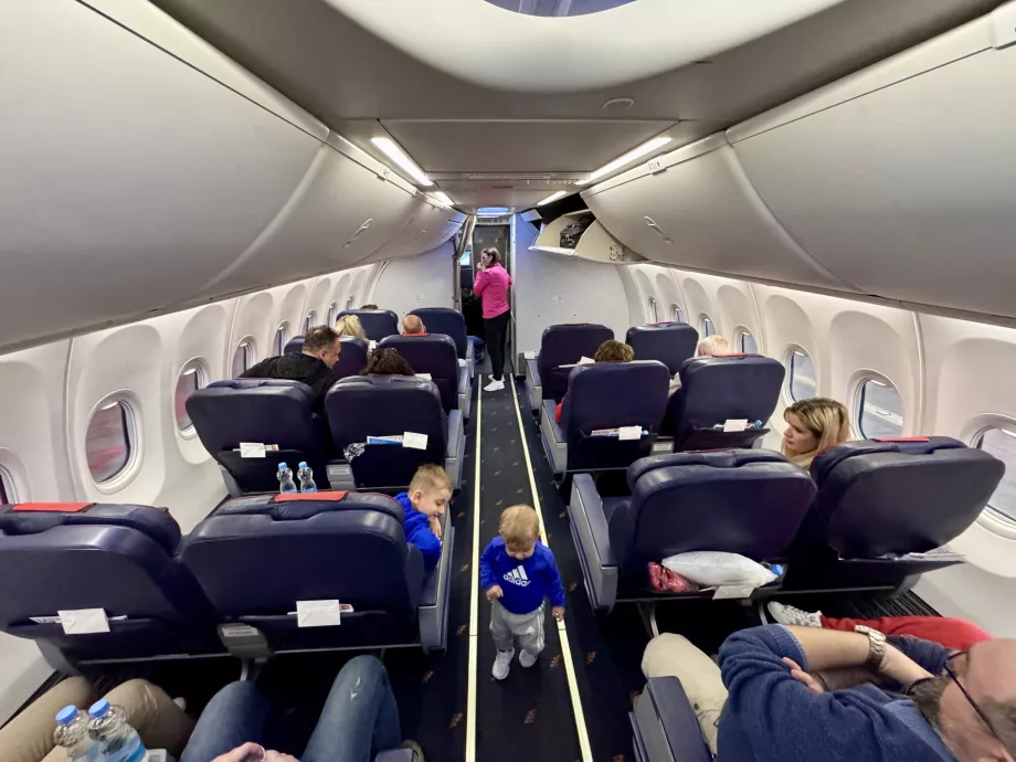 Kabina klasy biznes Smartwings B738