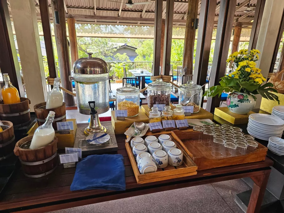 Śniadanie - musli i granola