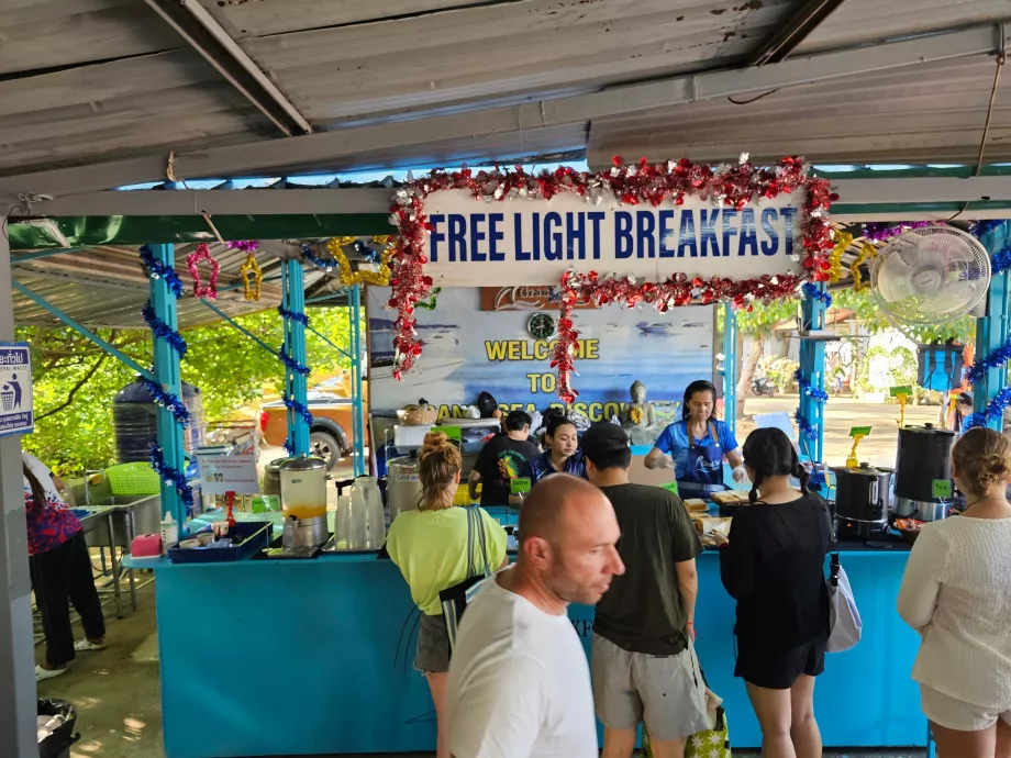 Bezpłatne lekkie śniadanie przed odlotem