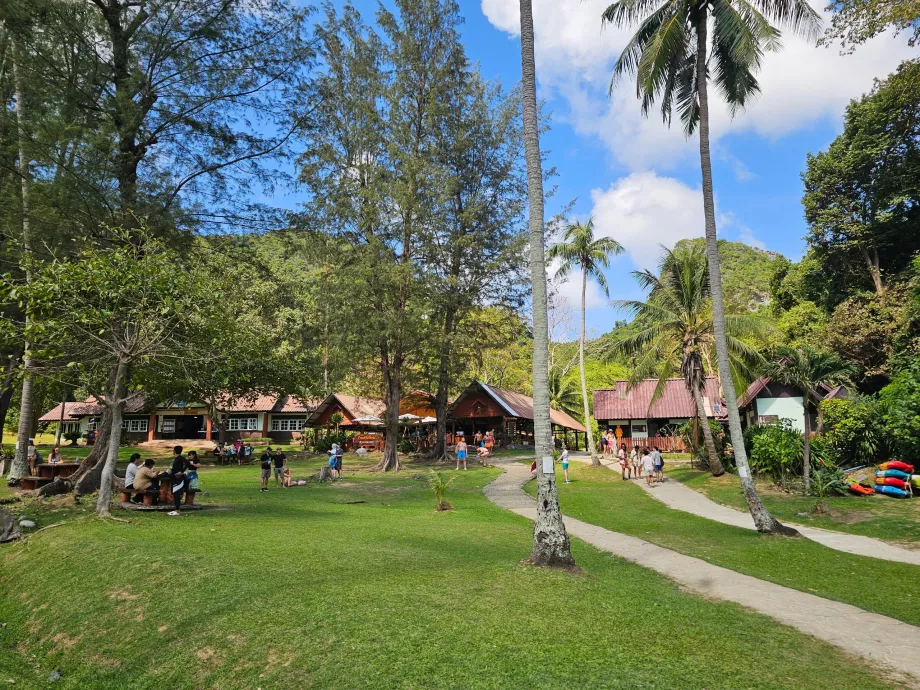 Centrum Parku Narodowego na Koh Wua Ta Lap