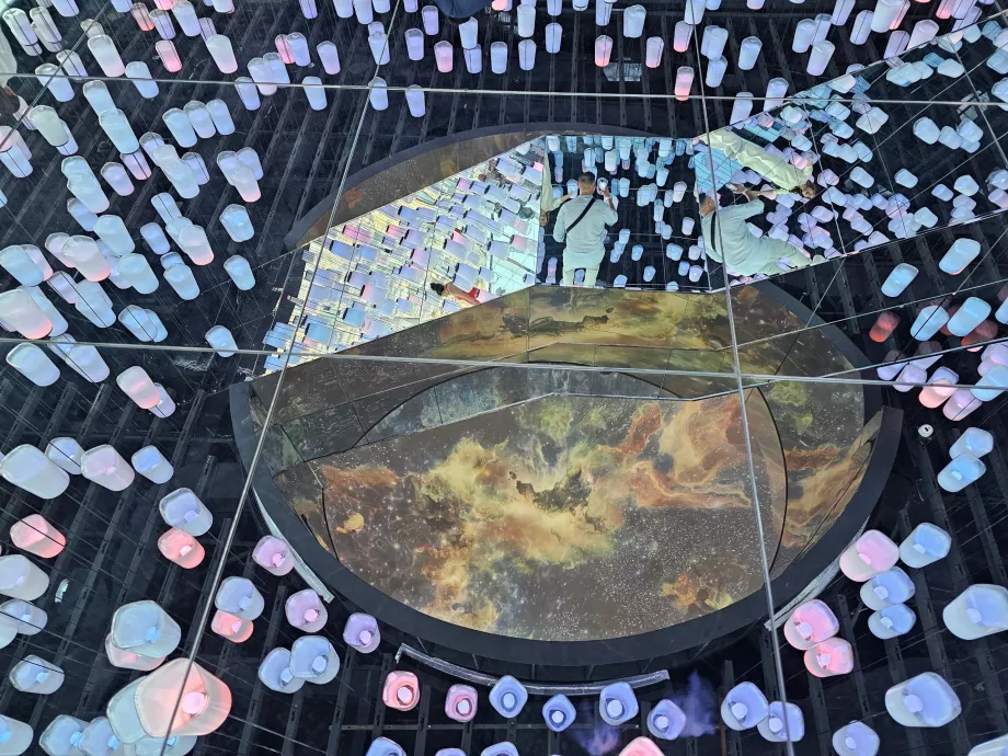 Akara Sky Hanuman - wirtualna podniebna latarnia