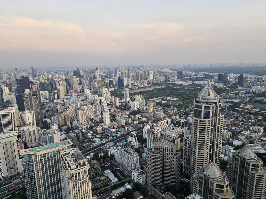 Akara Sky Hanuman - widok na Bangkok
