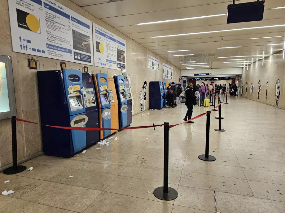 Automaty biletowe w metrze (dotyczy również autobusów i tramwajów)