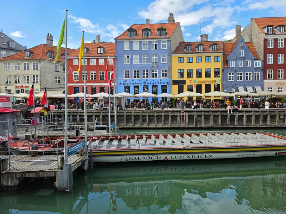 Rejs statkiem turystycznym po Nyhavn