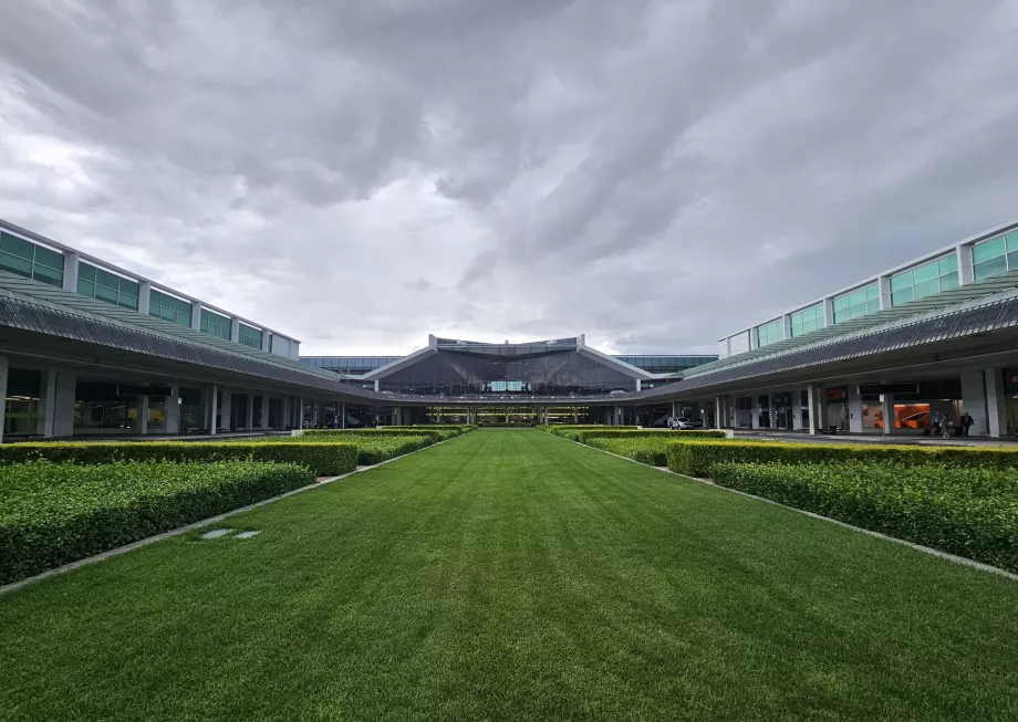 Terminal lotniska Canberra