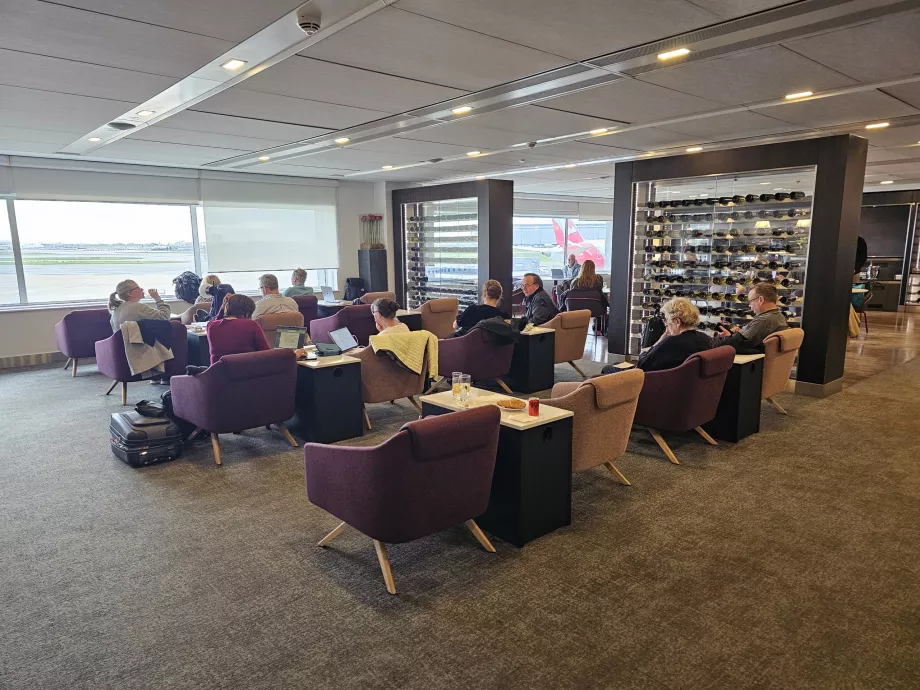 Miejsca siedzące i ogólne otoczenie