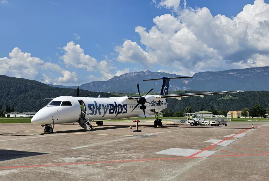 SkyAlps na lotnisku w Bolzano