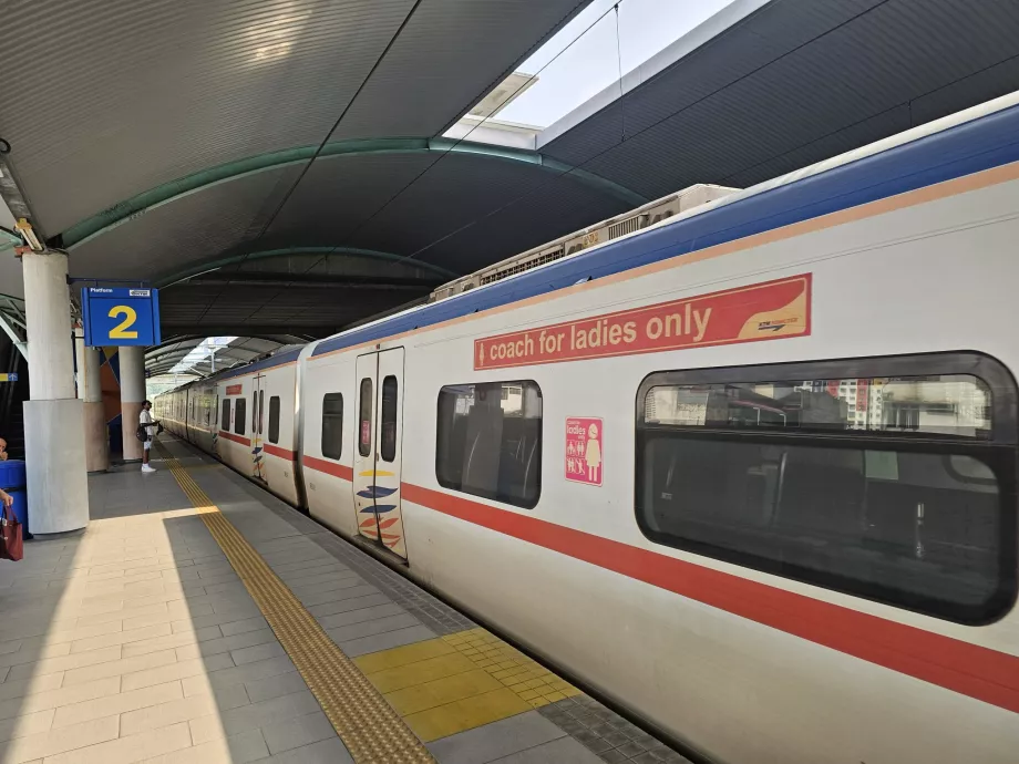 Wagony tylko dla kobiet w pociągach KTM