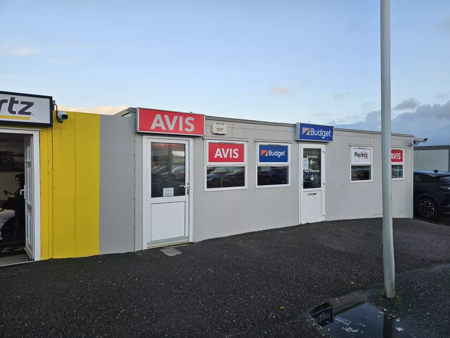 Wypożyczalnie samochodów