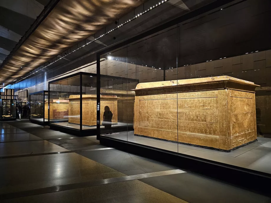 Grobowce w głównych galeriach