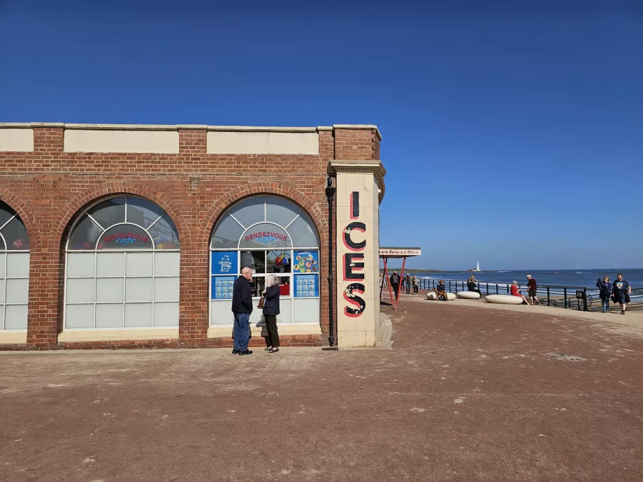 Promenada w Whitley Bay