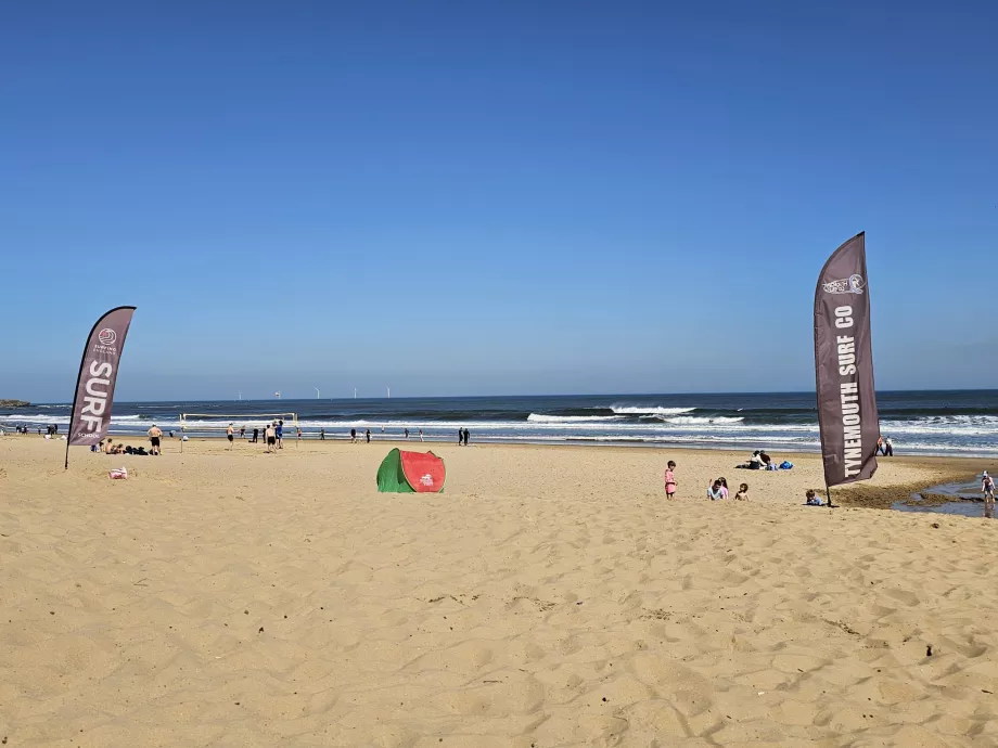 Surfing na plaży Long Sands
