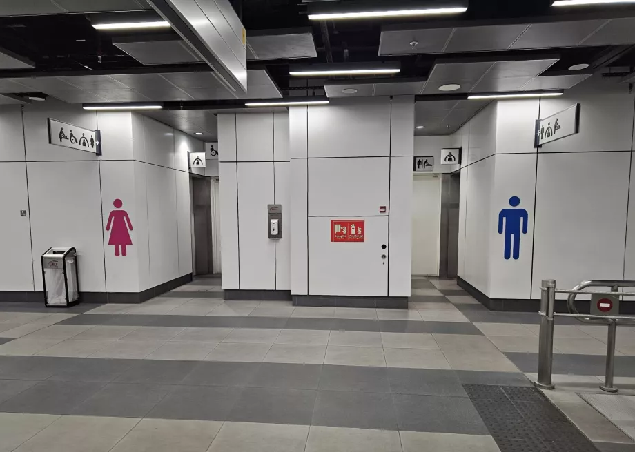 Bezpłatna toaleta na stacji metra