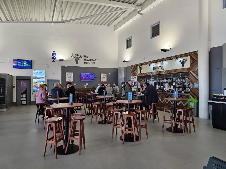 Restauracja w części tranzytowej