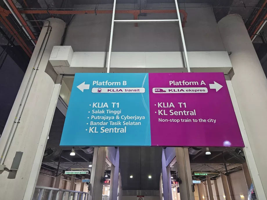 Platformy KLIA Transit i KLIA Ekspres