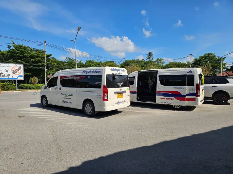 Minivany Lomprayah na promy