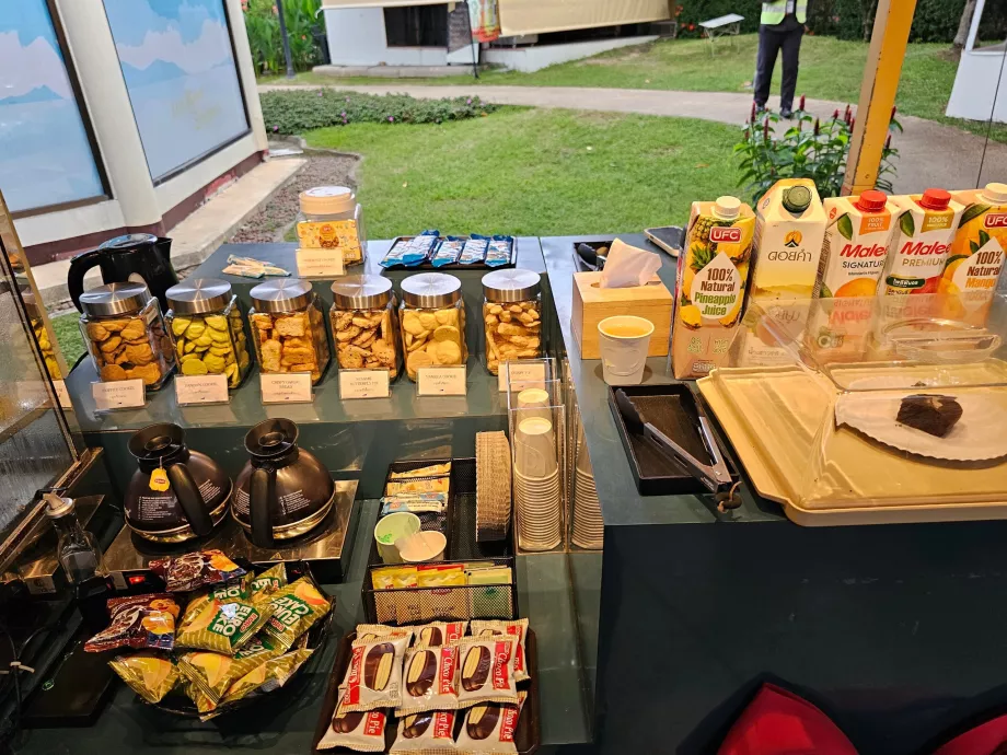 Bezpłatny poczęstunek od linii lotniczych Scoot