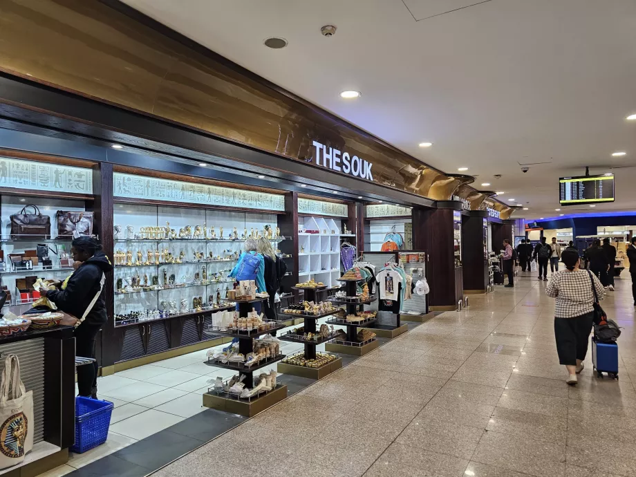 Sklepy, strefa tranzytowa, Terminal 3