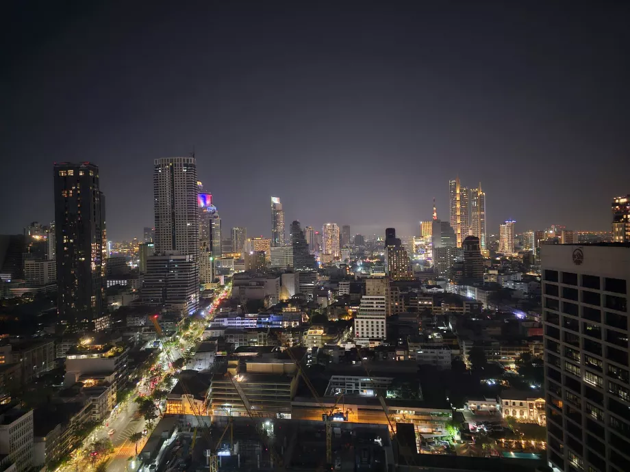 Nocny widok z pokoju