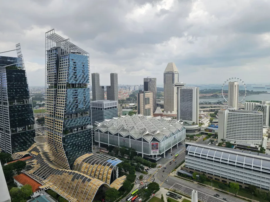 Widok z balkonu na drugą stronę