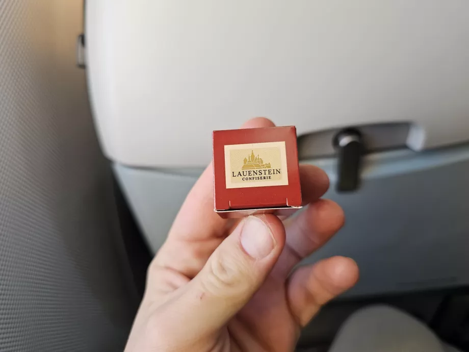 Pralina czekoladowa przed lądowaniem