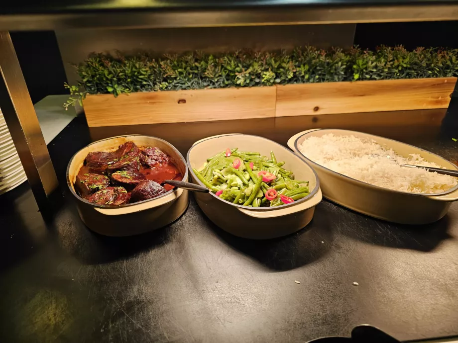 Bufet - menu na lunch