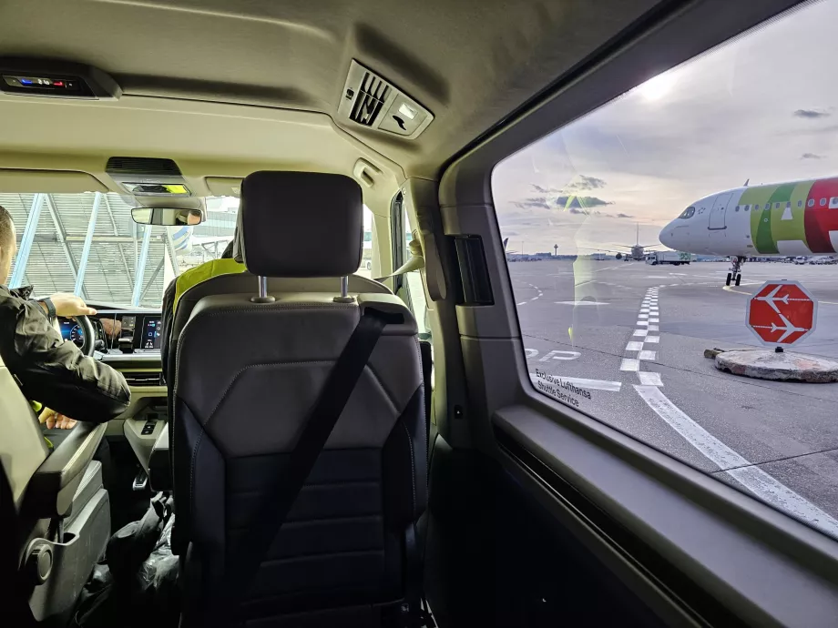 Transfer limuzyną do samolotu