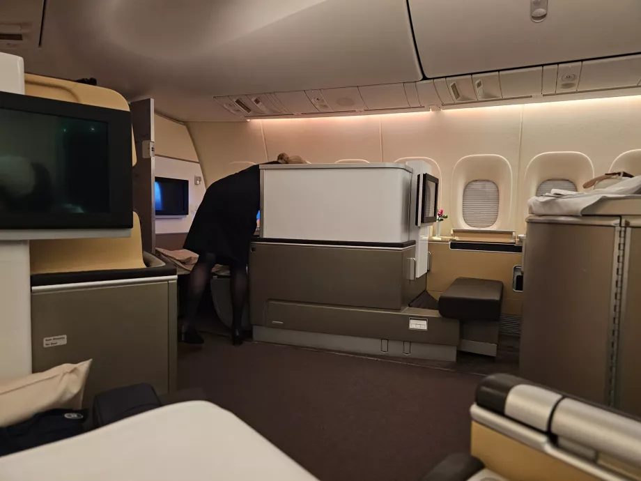 Kabina pierwszej klasy widziana z miejsca 2A