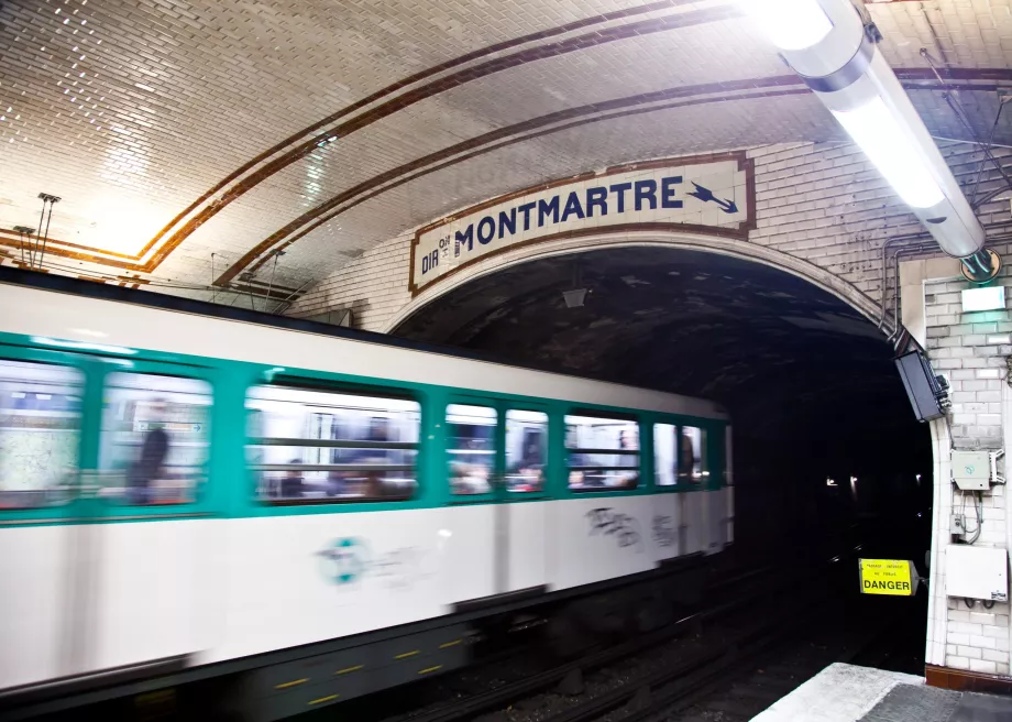 Metro w Paryżu