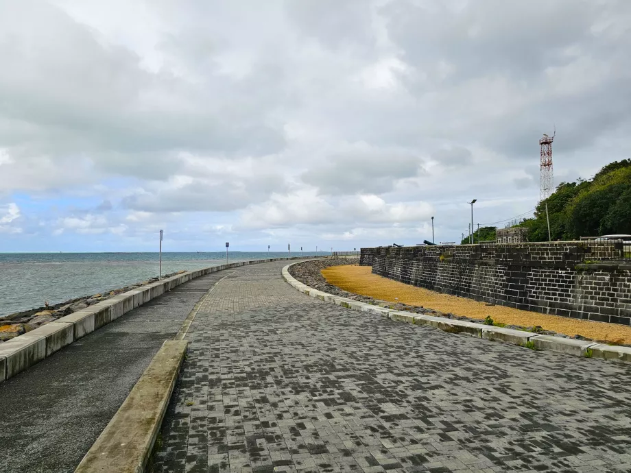 Promenada w Pointe du Diable