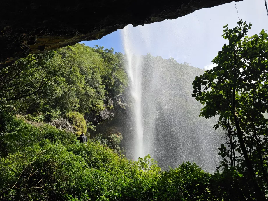 7 Cascades