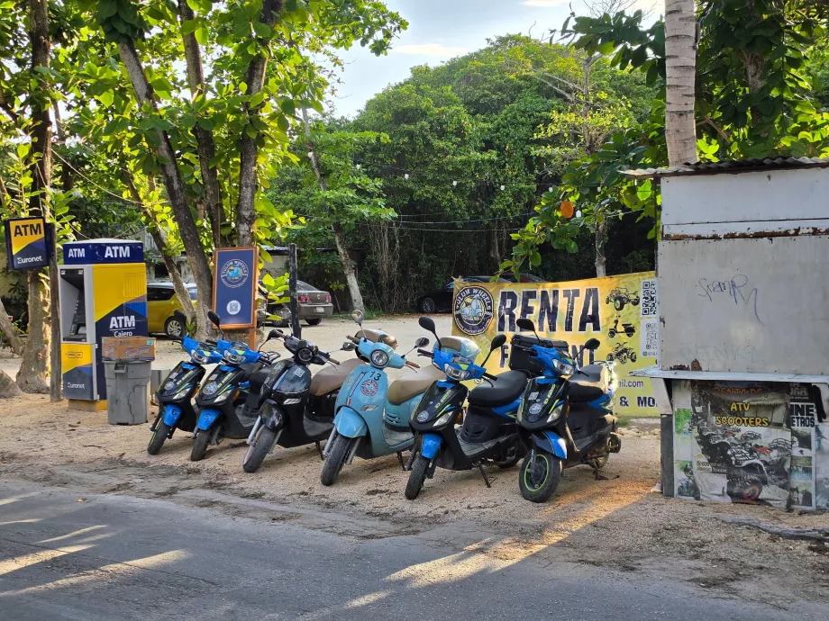 Wypożyczalnia motocykli w Tulum