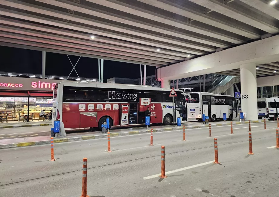 Przystanki autobusowe Havas
