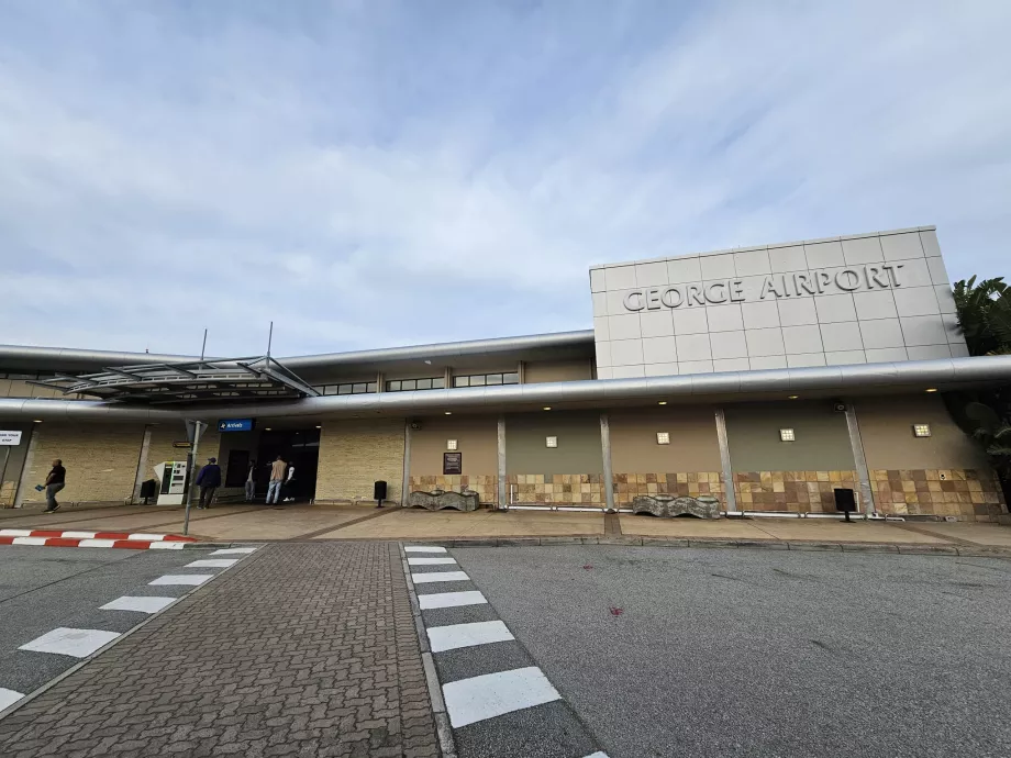 Terminal lotniska George
