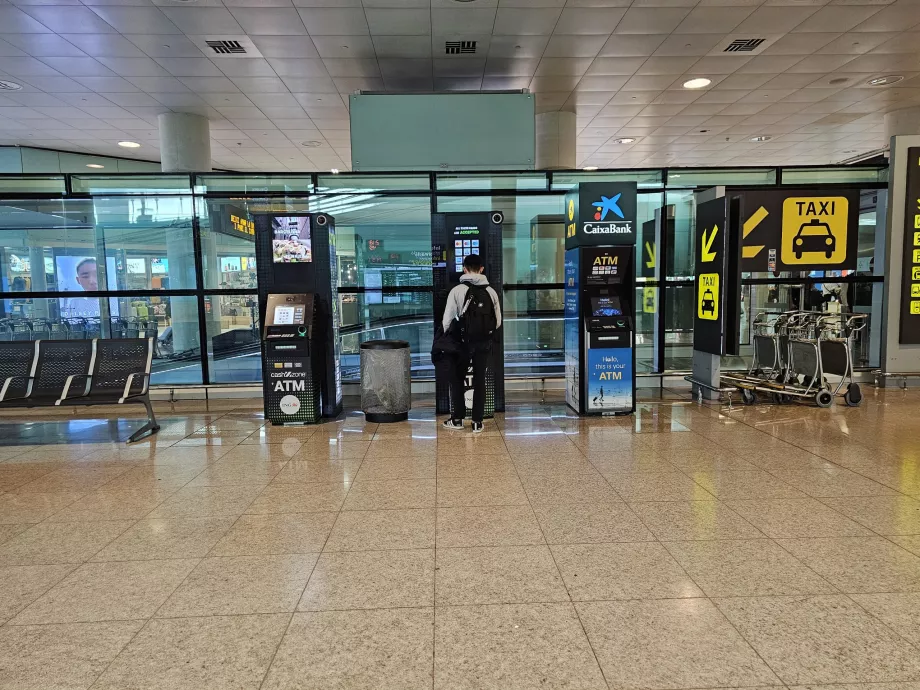 Bankomaty, terminal 1