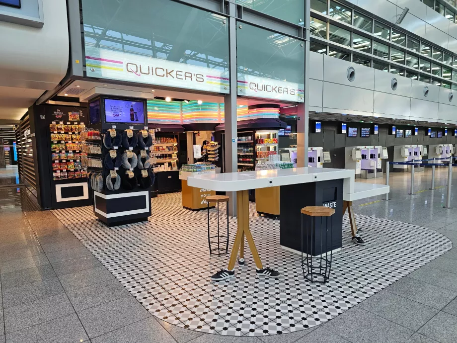 Poczęstunek w strefie ogólnodostępnej