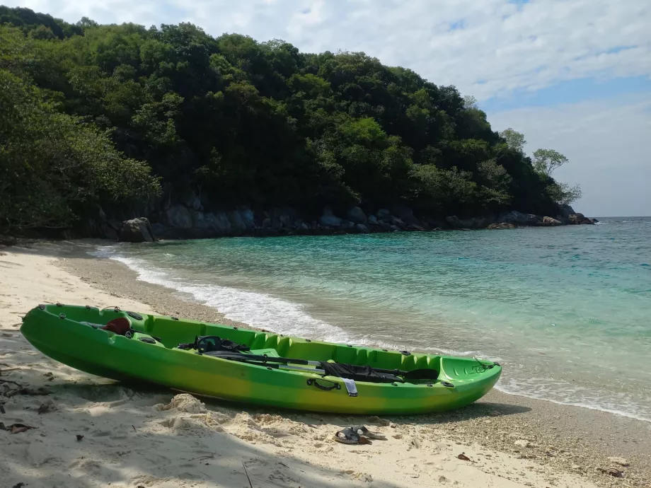 Flora Bay, Perhentiany, Malezja
