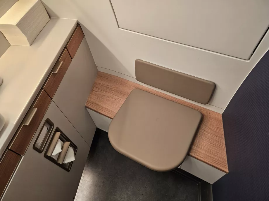 Toaleta dla pasażerów pierwszej klasy