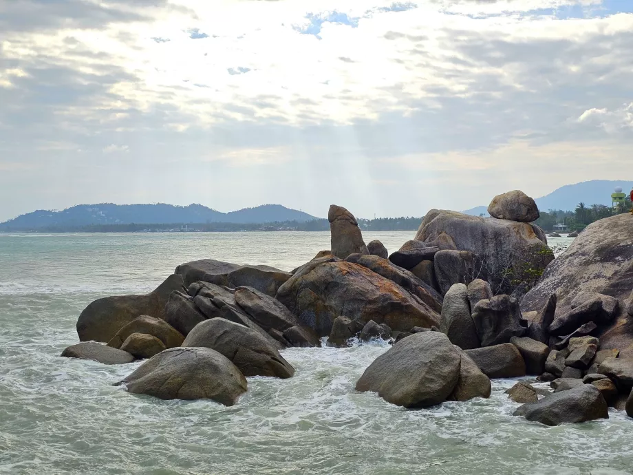 Hin Ta Hin Yai