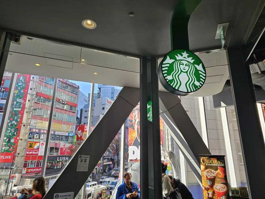 Starbucks na Shibuya