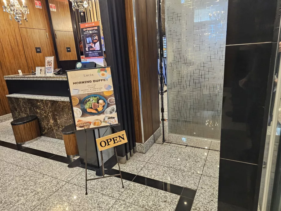 Śniadanie - pizzeria Lucia