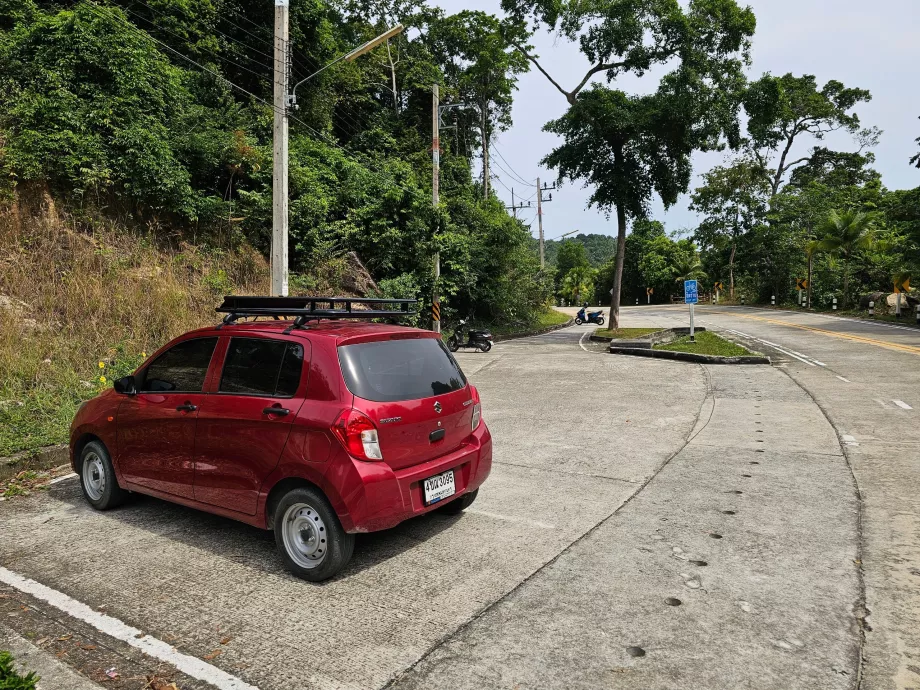 Parking w parku narodowym Namtok Than Sadet