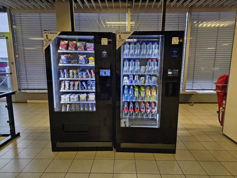 Automaty sprzedające, strefa tranzytowa