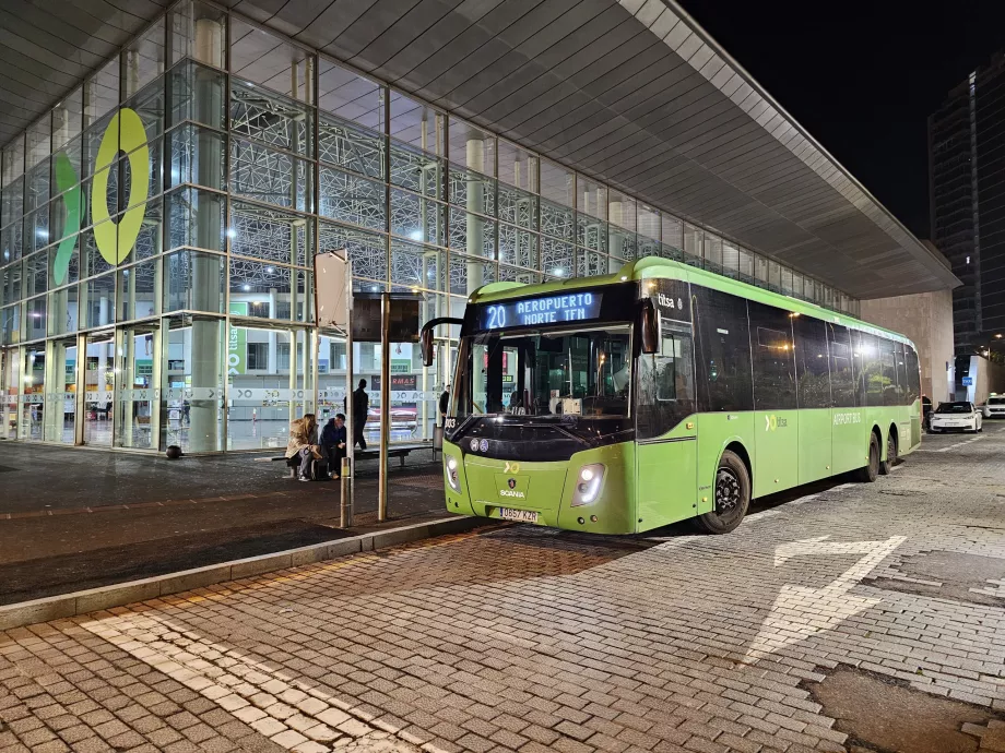 Przystanek autobusowy linii 20 w Santa Cruz