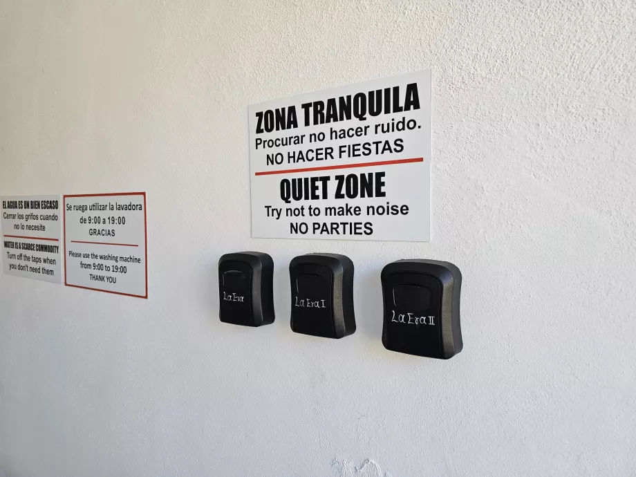 Skrzynka automatycznie odbierająca klucze do pokoju