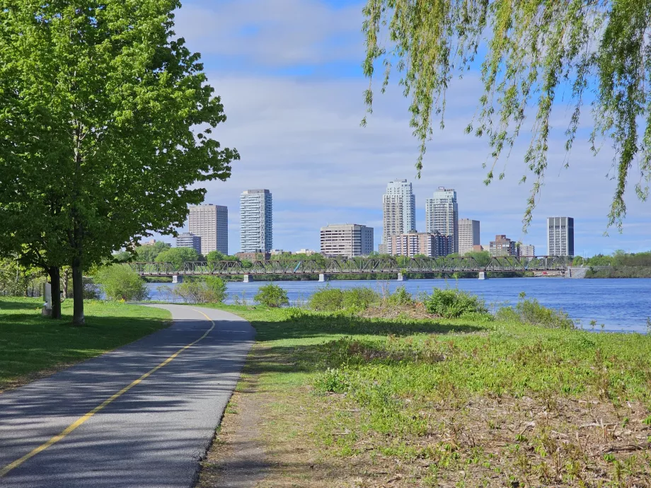 Ścieżka nad rzeką Ottawa