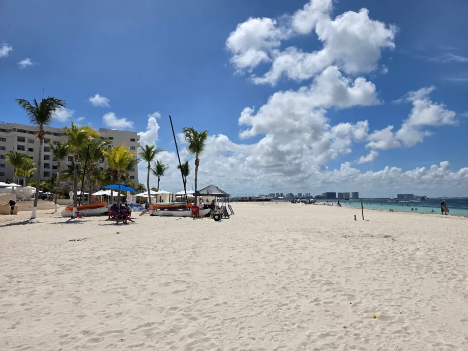 Playa Langosta